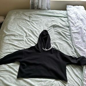 Cropped sweatshirt with hood